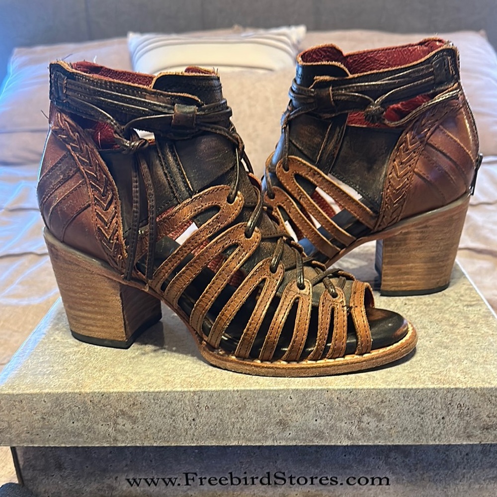 Freebird by Steven OG Wazee Cognac Multi size 8 original box fits a 9-9 1/2